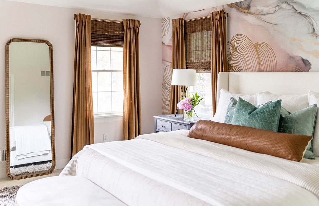 8 Ideas to Dress Windows in a Bedroom Beautifully