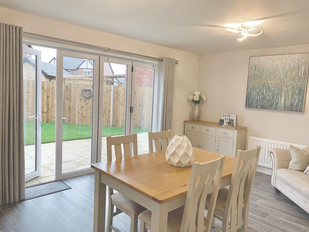 Curtains and Curtain Poles on a Bifold Door